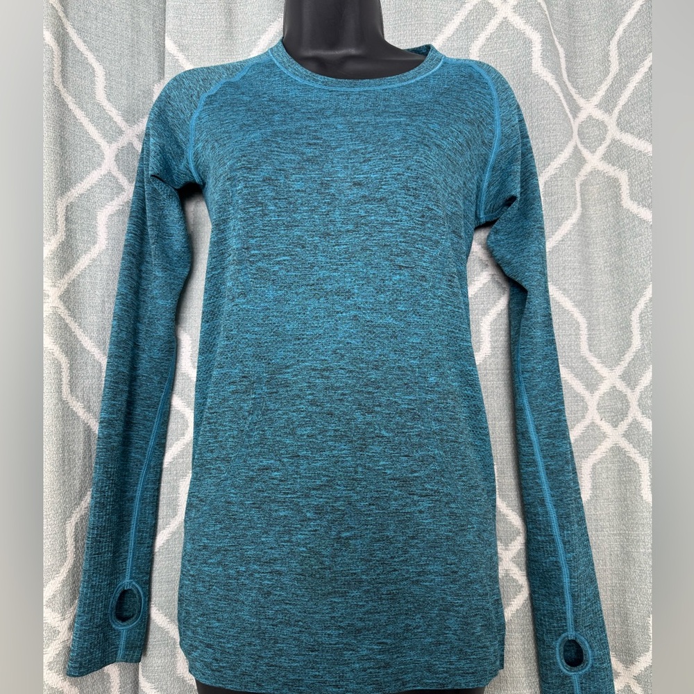 Lululemon swiftly tech, long sleeve top, size 6